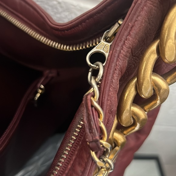 💎 BEAUTIFUL 💎 CHANEL TOTE - Picture 4 of 14